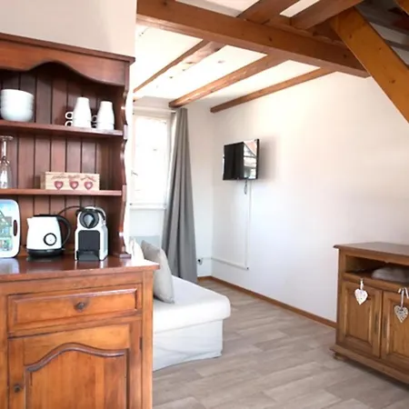 Travel Homes - Tanneur 7, Just Next To Little Venice Apartment